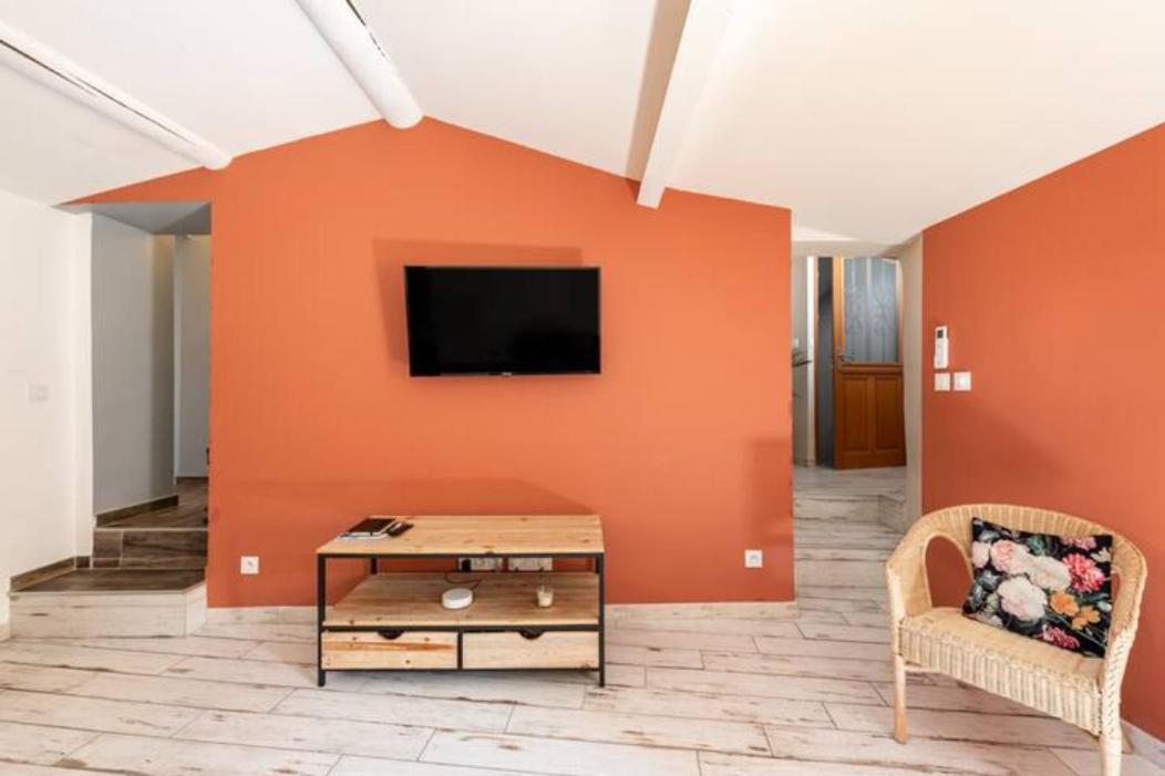 Le Marronnier 2 Apartment L'Isle-sur-la-Sorgue Exterior photo